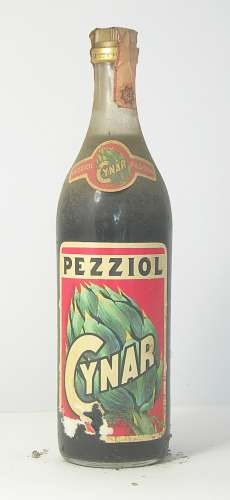 127_vecchia_bottiglia_liquore_da_collezione_pezziol_cynar